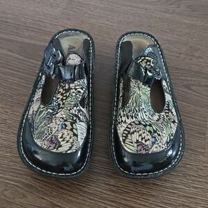 - Alegria Butterfly Shoes Size 39 8.5
